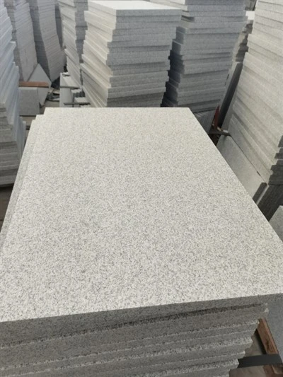 Azulejo flameado de granito gris G603