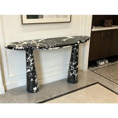 Mesa de entrada de mármol negro